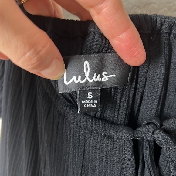 Lulus Off the Shoulder Little Black Dress. NWT szS - Picture 2 of 9